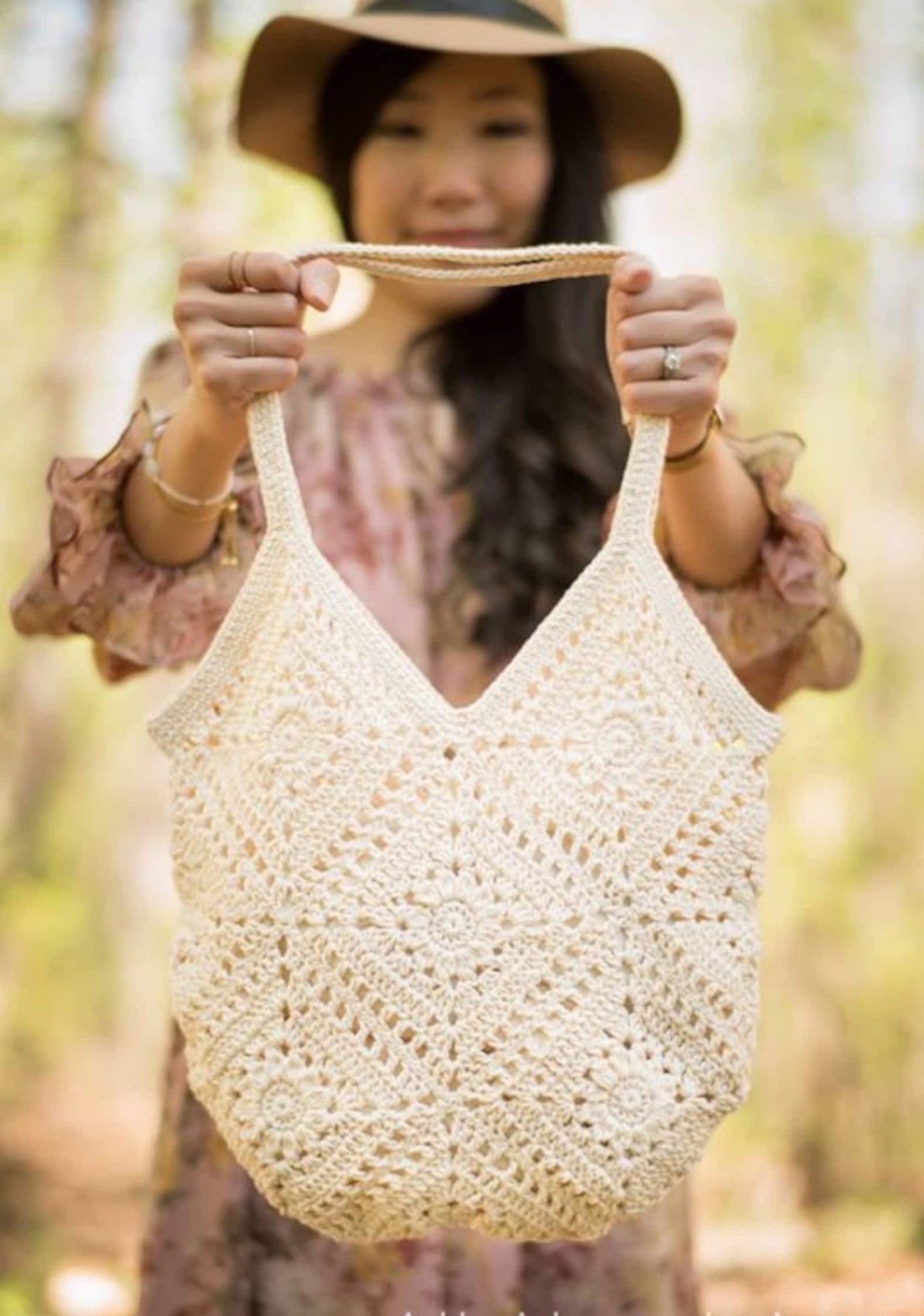 Breezy Days Daisy Bag Crochet Pattern